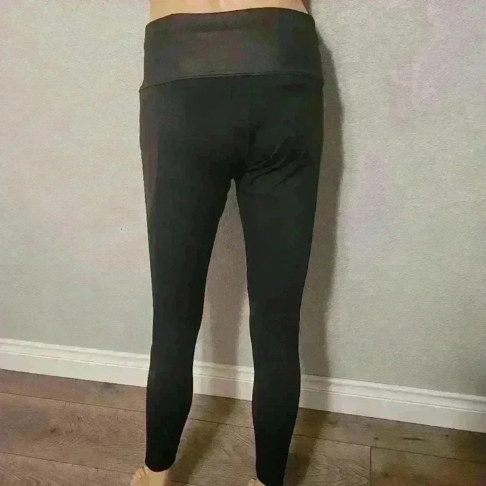 ADAY Throw And Roll Leggings - Picture 3 of 6